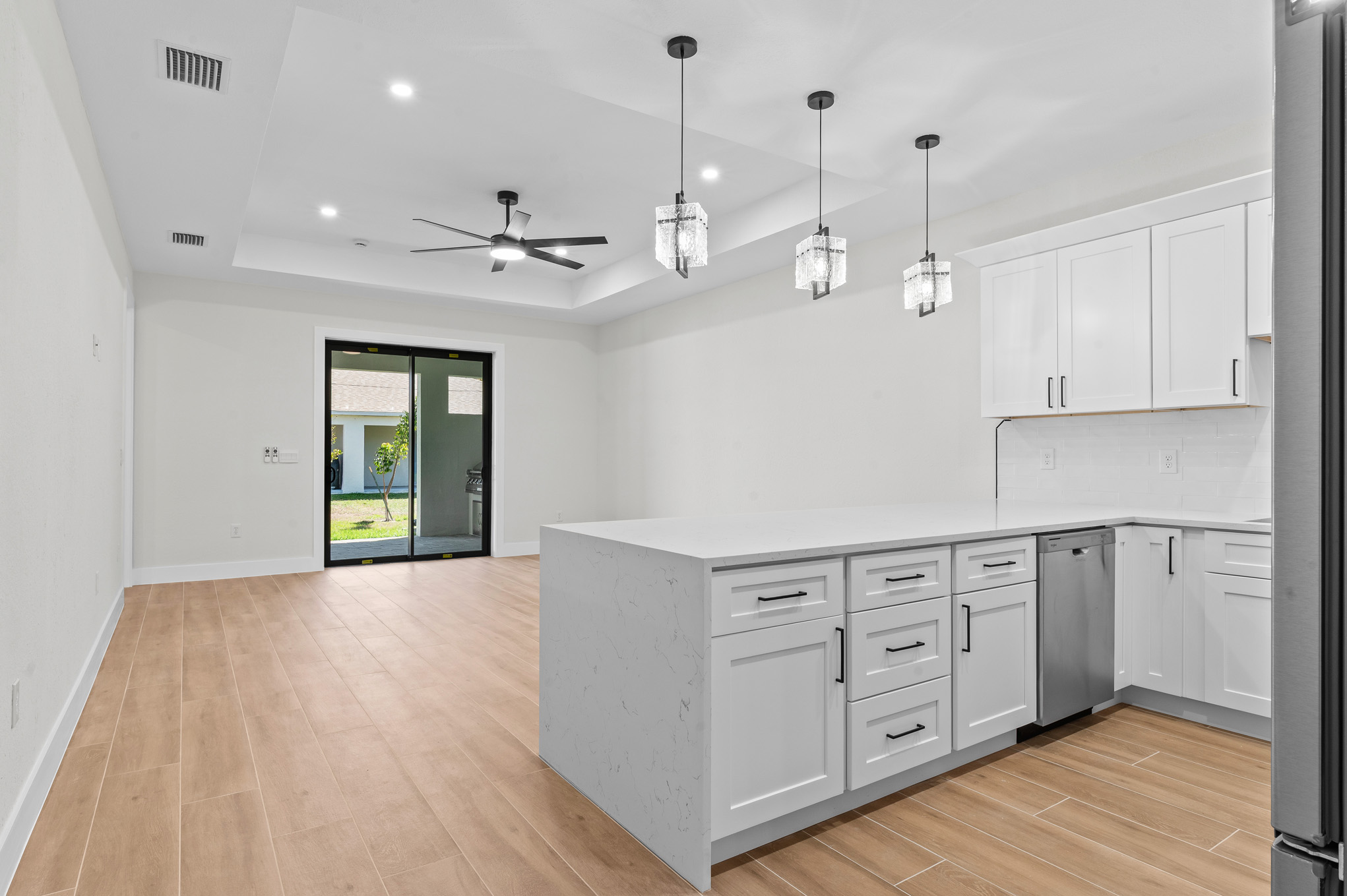 Kitchen quartz island pendant lights